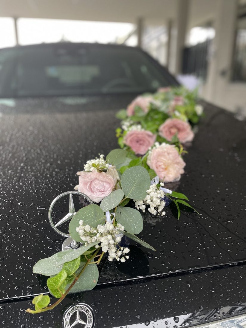 Poroka v dežju - poročni prevozi - GoGreen